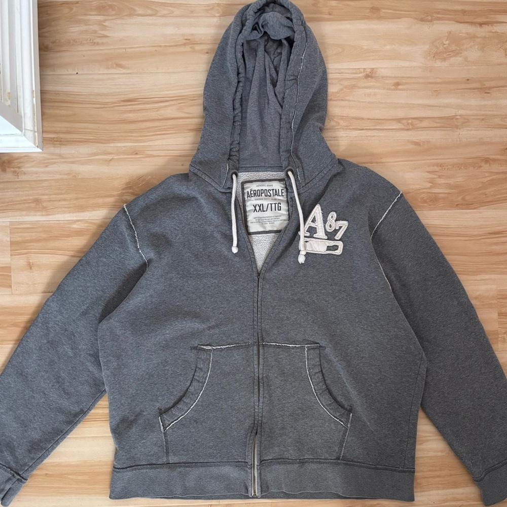 grey 2000s aeropostale zip up hoodie
